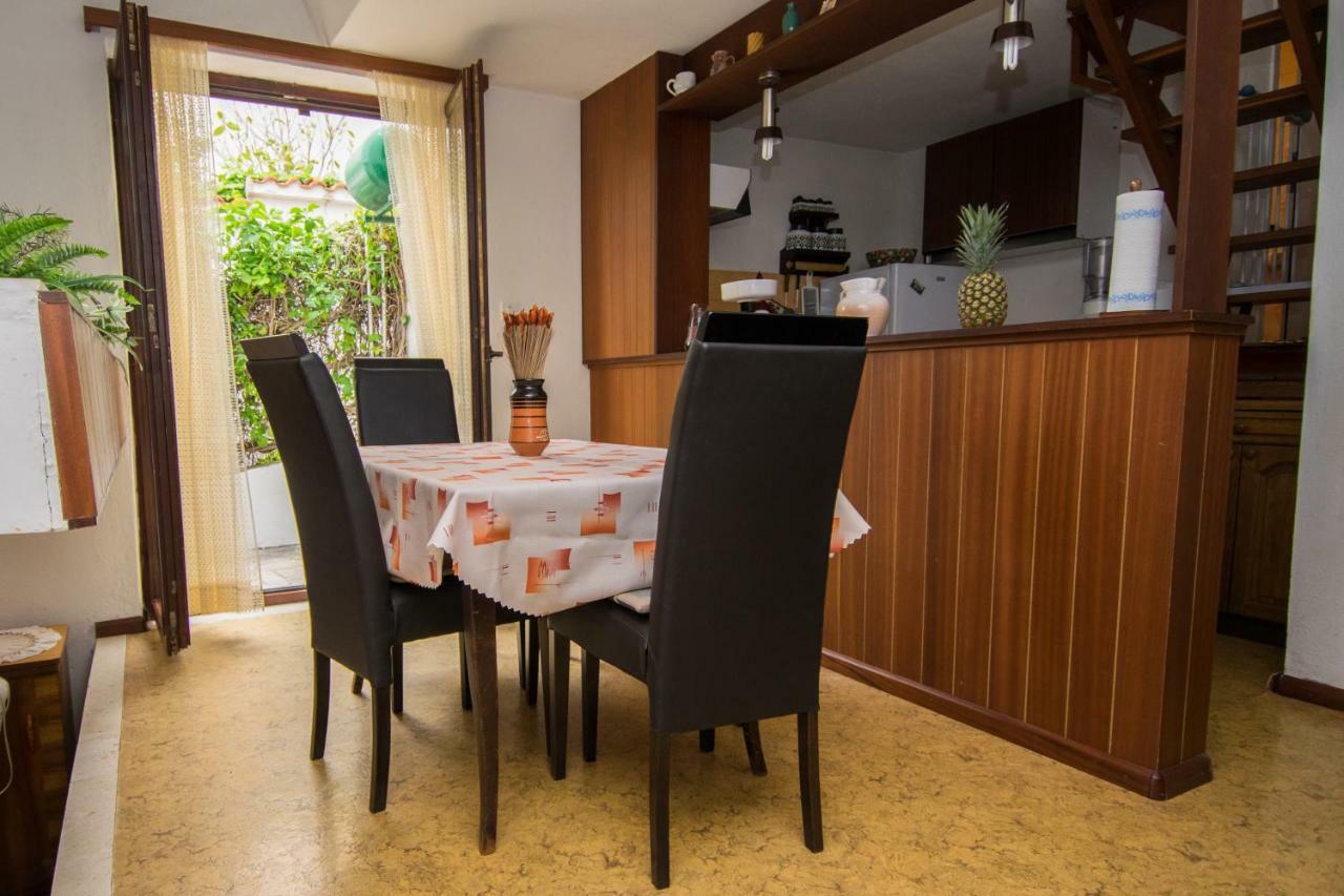 Vacation Home Mirjana セゲット・ヴラニツァ エクステリア 写真