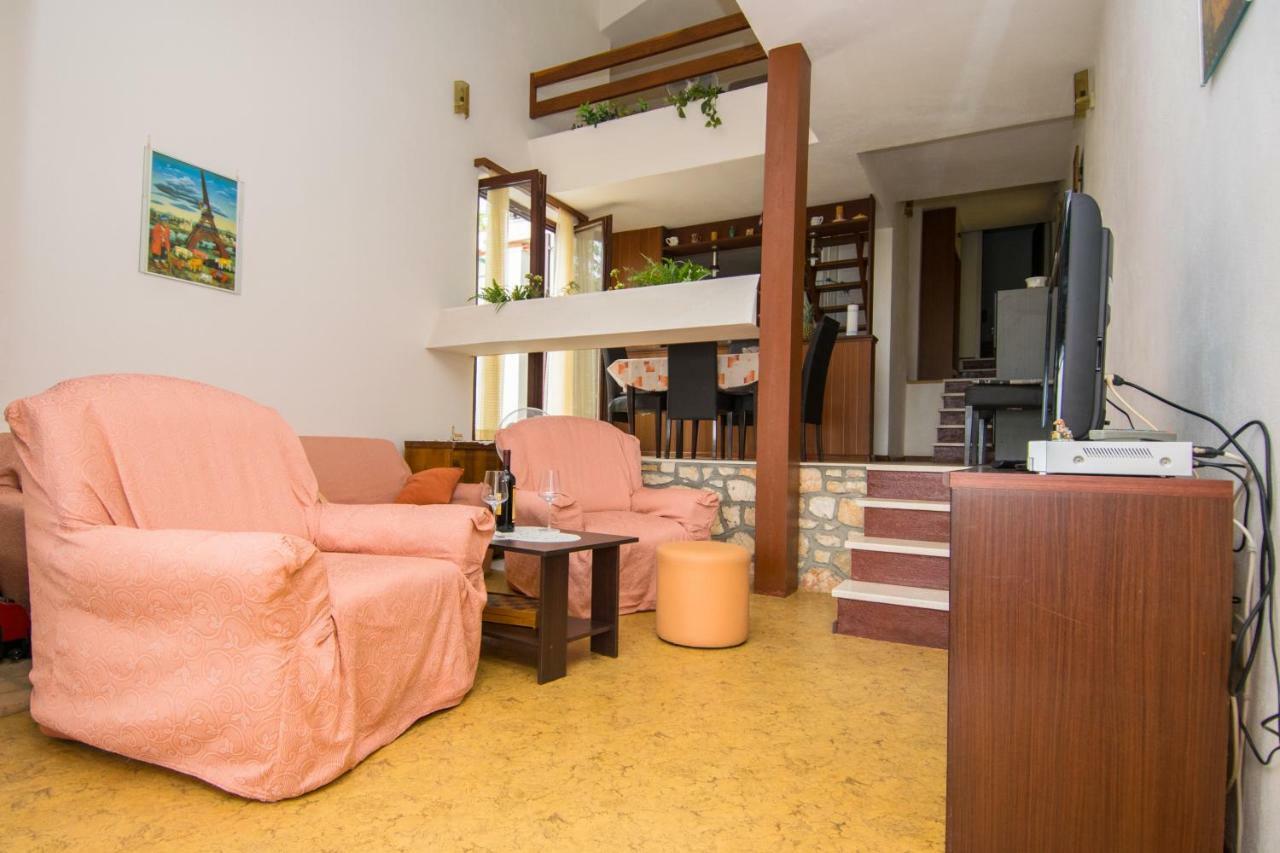 Vacation Home Mirjana セゲット・ヴラニツァ エクステリア 写真