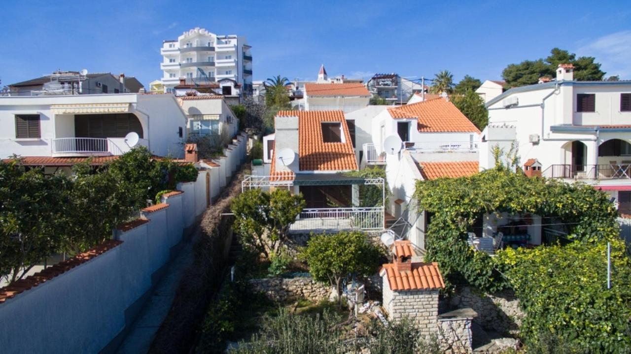 Vacation Home Mirjana セゲット・ヴラニツァ エクステリア 写真