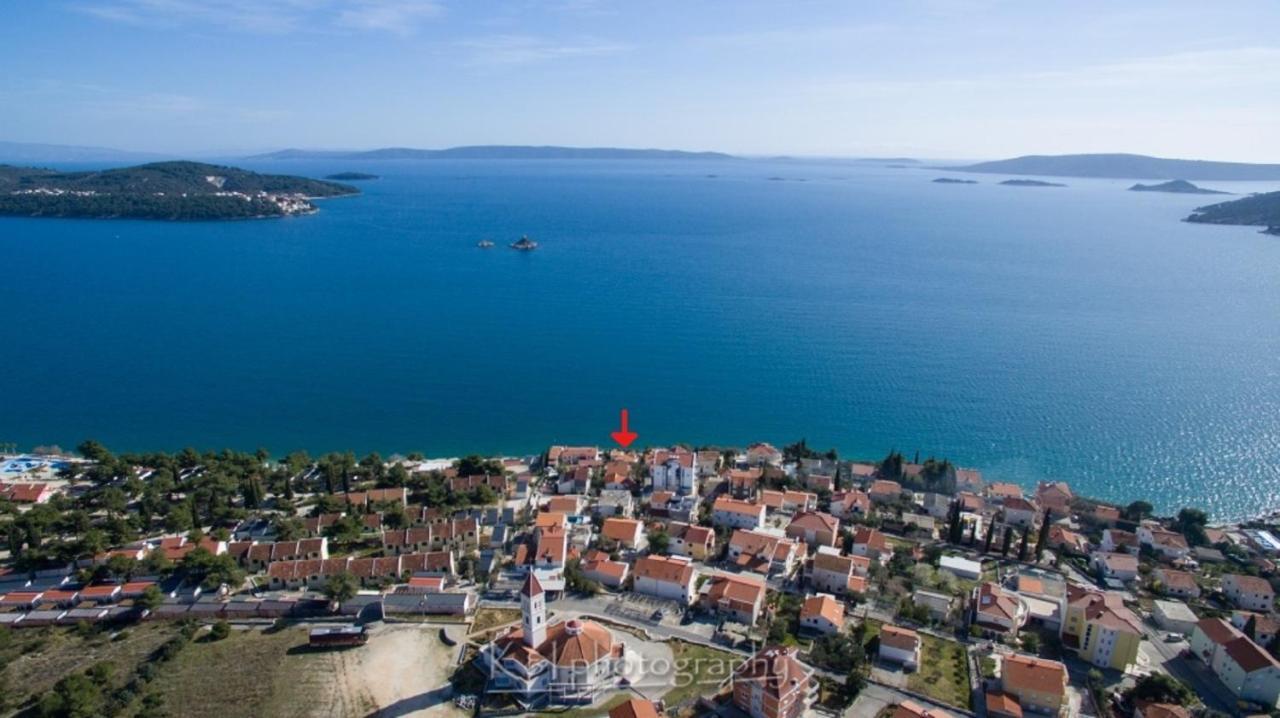 Vacation Home Mirjana セゲット・ヴラニツァ エクステリア 写真